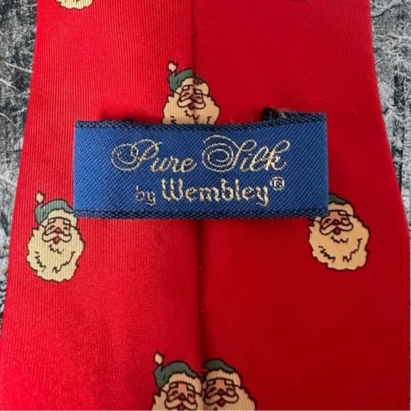 Pure silk by Wembley Christmas vintage Santa necktie red green ivory tie holiday - Picture 3 of 5